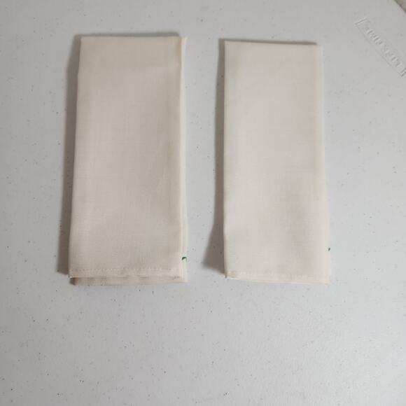 Vintage Hallie ST. Mary INC Linen Blend Christmas Poinsettia Fingertip Towels - Picture 3 of 13